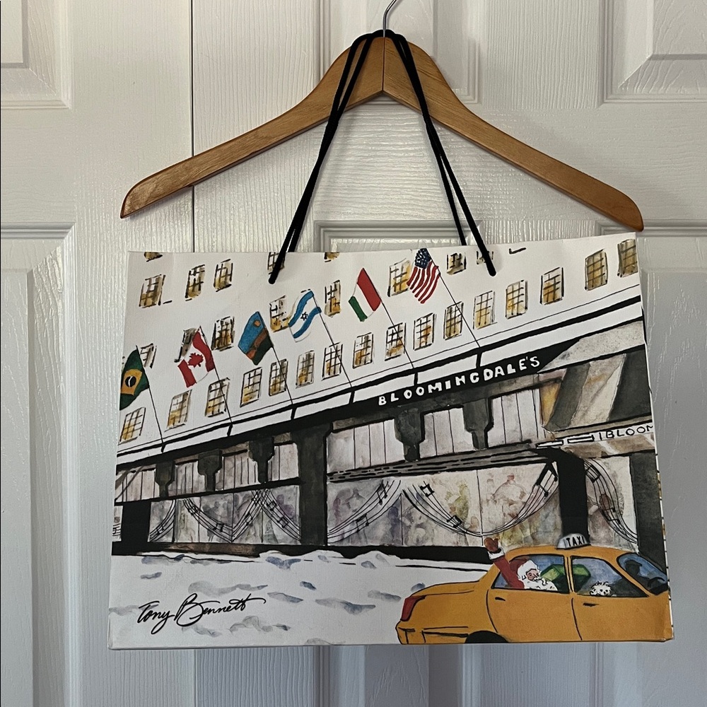 Bloomingdale’s 2008 holiday bag Tony Bennett Art Santa Taxi